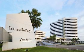 โรงแรมเรือรัษฎา